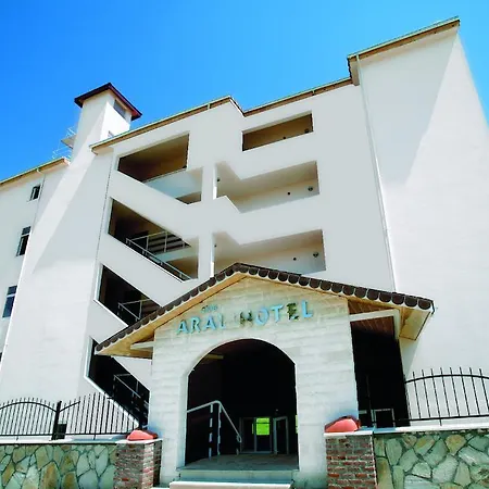 Aral Hotel Side Sidé
