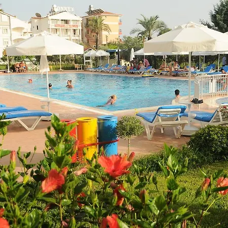 מלון Aral Hotel Side 3*